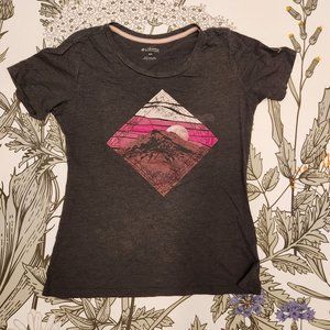 Columbia mountain graphic tee